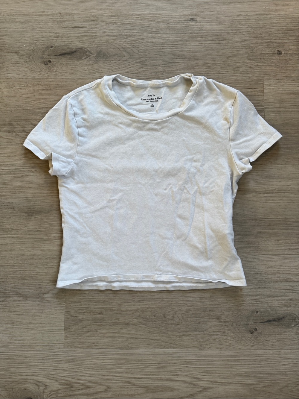 Abercrombie & Fitch White Short Sleeve Crew Tee Cropped Baby Tee Top Cozy Basic